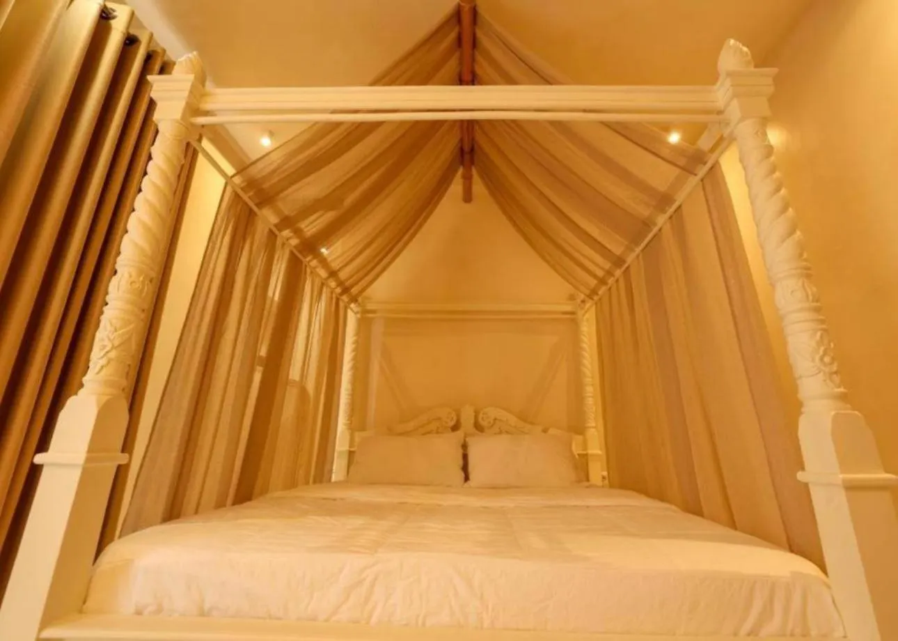 Hotel Foga Hebrus Ksamil 4*,